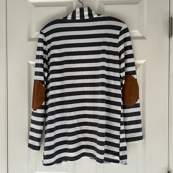 Zanzea grey and white striped jersey cardigan with suede elbow patches (M). - Picture 5 of 5